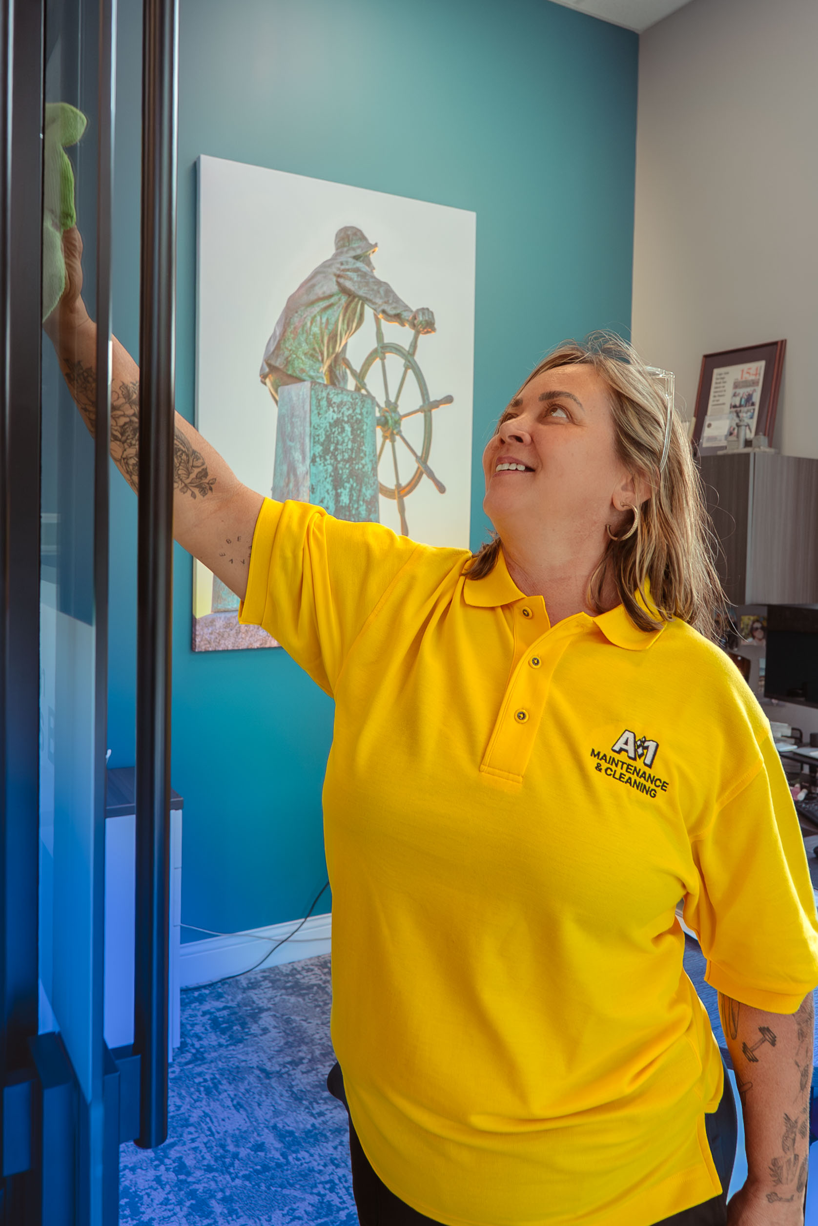 Interior Office Glass Cleaning